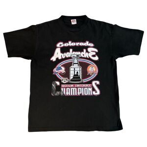 Vintage 2001 Colorado Avalanche Western Conference Champions T-Shirt Stanley Cup